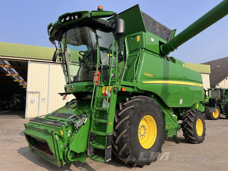 John Deere T660 - حصادة موحَّدة: صورة 2 John Deere T660 - حصادة موحَّدة: صورة 2