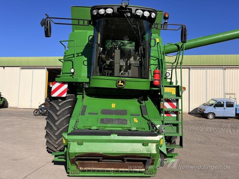 John Deere T660 - حصادة موحَّدة: صورة 4 John Deere T660 - حصادة موحَّدة: صورة 4