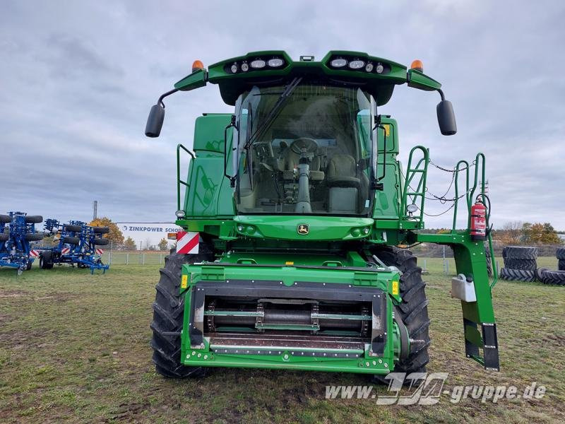 John Deere T660i - حصادة موحَّدة: صورة 2 John Deere T660i - حصادة موحَّدة: صورة 2