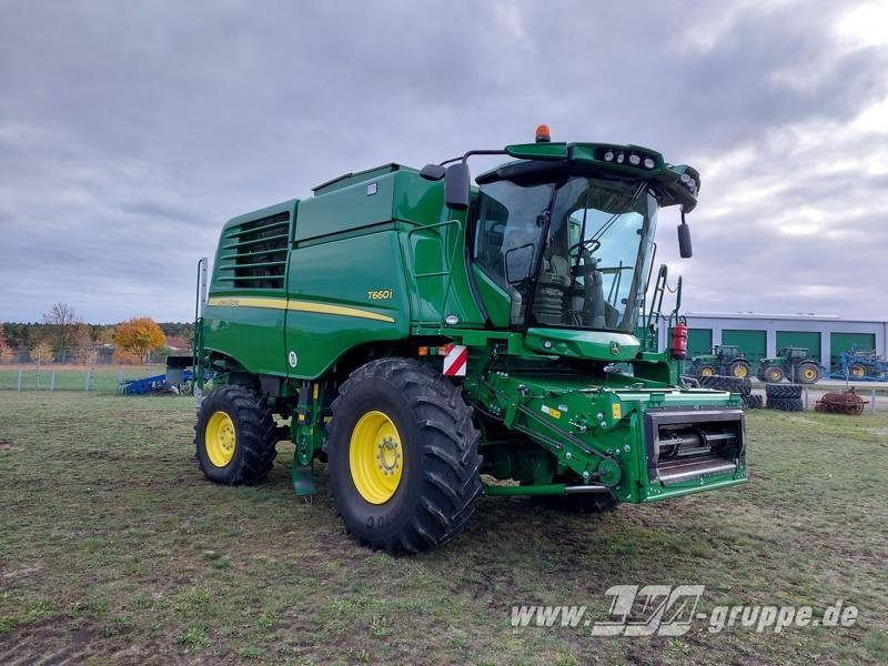 John Deere T660i - حصادة موحَّدة: صورة 3 John Deere T660i - حصادة موحَّدة: صورة 3