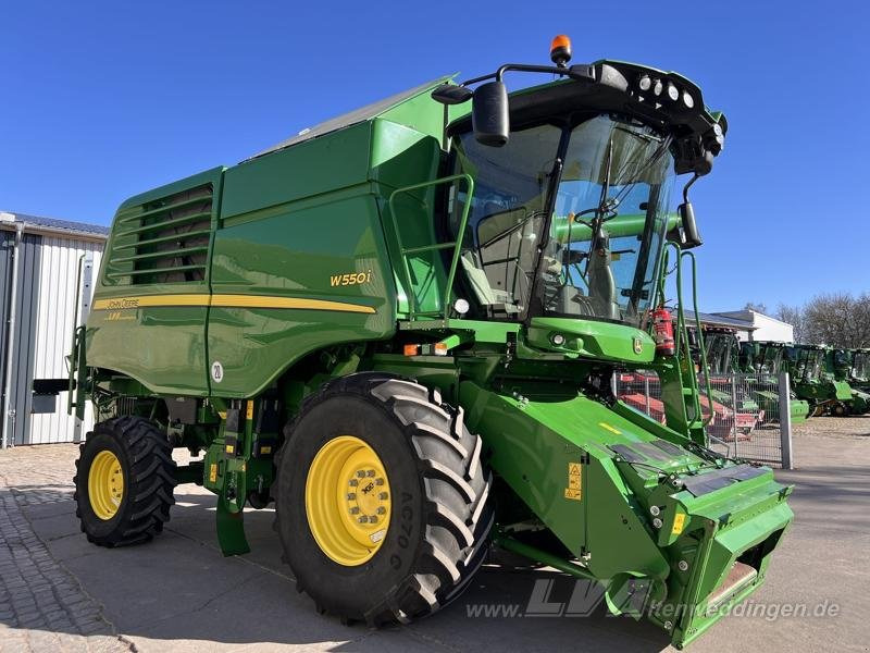 John Deere W550 - حصادة موحَّدة: صورة 5 John Deere W550 - حصادة موحَّدة: صورة 5