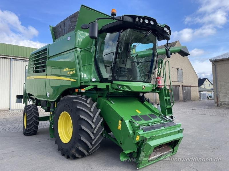 John Deere W550 - حصادة موحَّدة: صورة 2 John Deere W550 - حصادة موحَّدة: صورة 2