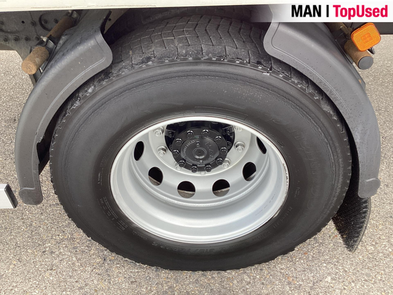 MAN TGM 18.250 4x2 BL CH - شاحنة الفريزر: صورة 2 MAN TGM 18.250 4x2 BL CH - شاحنة الفريزر: صورة 2