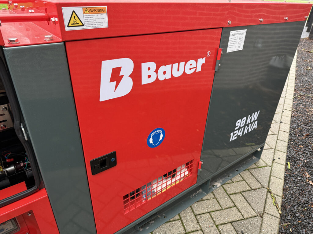 BAUER 124 KVA - مجموعة المولدات: صورة 4 BAUER 124 KVA - مجموعة المولدات: صورة 4