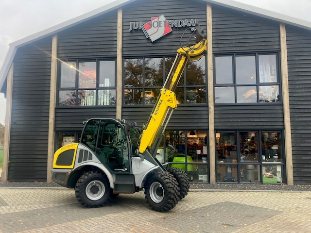 KRAMER 8085T loader - اللودر بعجل: صورة 1 KRAMER 8085T loader - اللودر بعجل: صورة 1