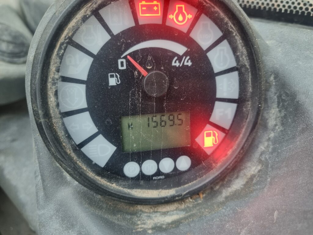 اللودر بعجل LIEBHERR L506C: صورة 7