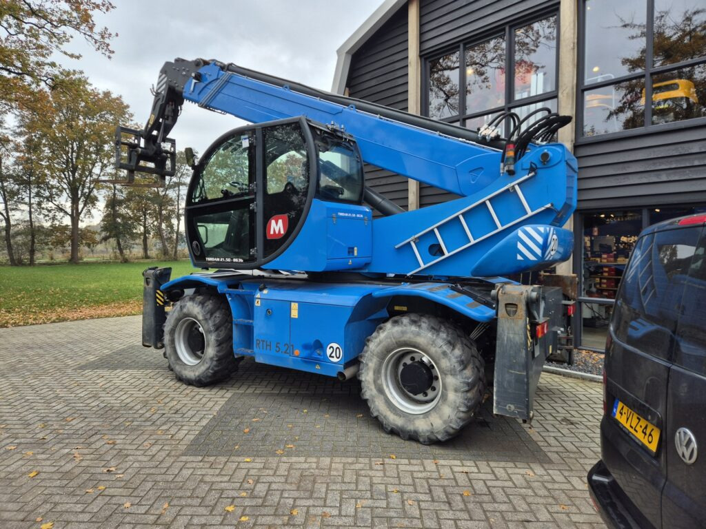 MAGNI RTH 5.21 - رافعة تلسكوبية: صورة 3 MAGNI RTH 5.21 - رافعة تلسكوبية: صورة 3