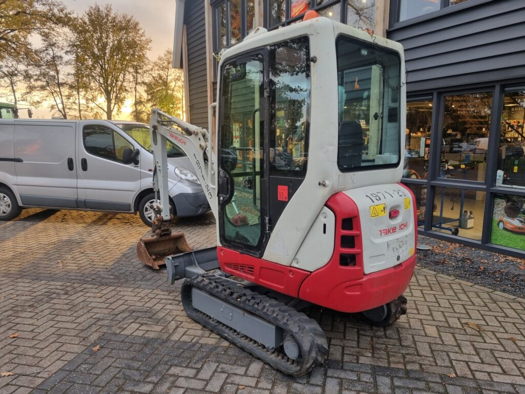 TAKEUCHI TB216 minidigger - حفارة مُصَّغرة: صورة 3 TAKEUCHI TB216 minidigger - حفارة مُصَّغرة: صورة 3