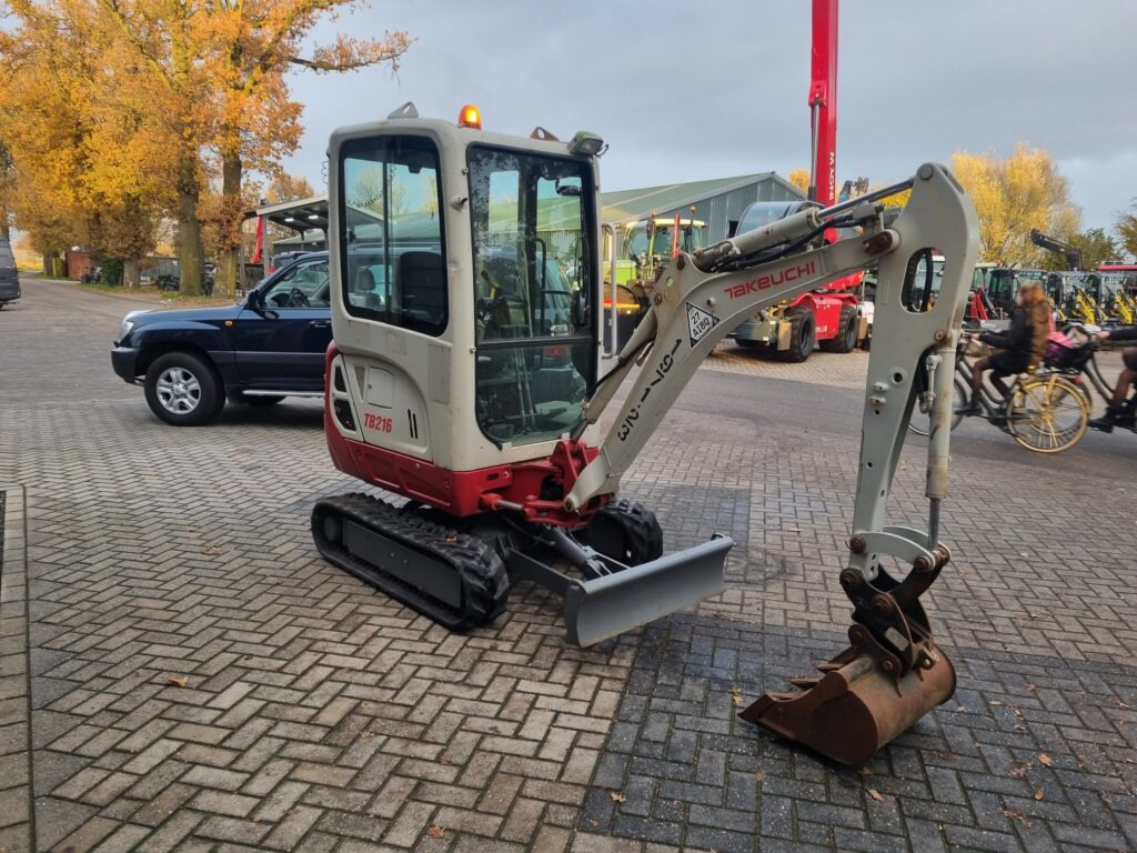 TAKEUCHI TB216 minidigger - حفارة مُصَّغرة: صورة 5 TAKEUCHI TB216 minidigger - حفارة مُصَّغرة: صورة 5
