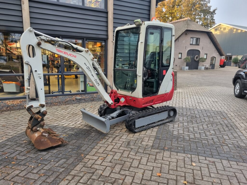 TAKEUCHI TB216 minidigger - حفارة مُصَّغرة: صورة 2 TAKEUCHI TB216 minidigger - حفارة مُصَّغرة: صورة 2