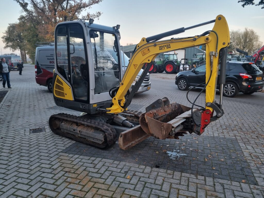 WACKER NEUSON ET24 minidigger - حفارة مُصَّغرة: صورة 5 WACKER NEUSON ET24 minidigger - حفارة مُصَّغرة: صورة 5