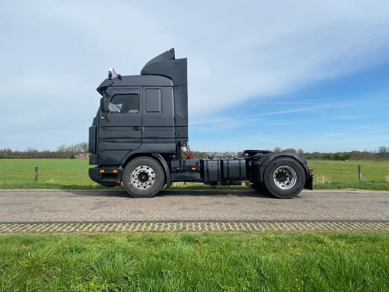Scania R143-450 V8 | OLD SKOOL | NO RUST !! | COLLECTORS ITEM - وحدة جر: صورة 5 Scania R143-450 V8 | OLD SKOOL | NO RUST !! | COLLECTORS ITEM - وحدة جر: صورة 5