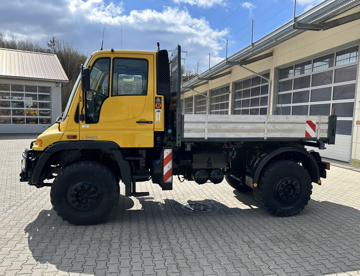 Unimog 400L - U400L 405 07997 Mercedes Benz 405 - شاحنة قلاب: صورة 4 Unimog 400L - U400L 405 07997 Mercedes Benz 405 - شاحنة قلاب: صورة 4