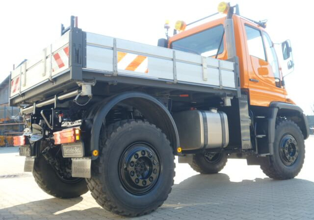 Unimog 500 - U500 405 02579 Mercedes Benz 405 - شاحنة قلاب: صورة 4 Unimog 500 - U500 405 02579 Mercedes Benz 405 - شاحنة قلاب: صورة 4