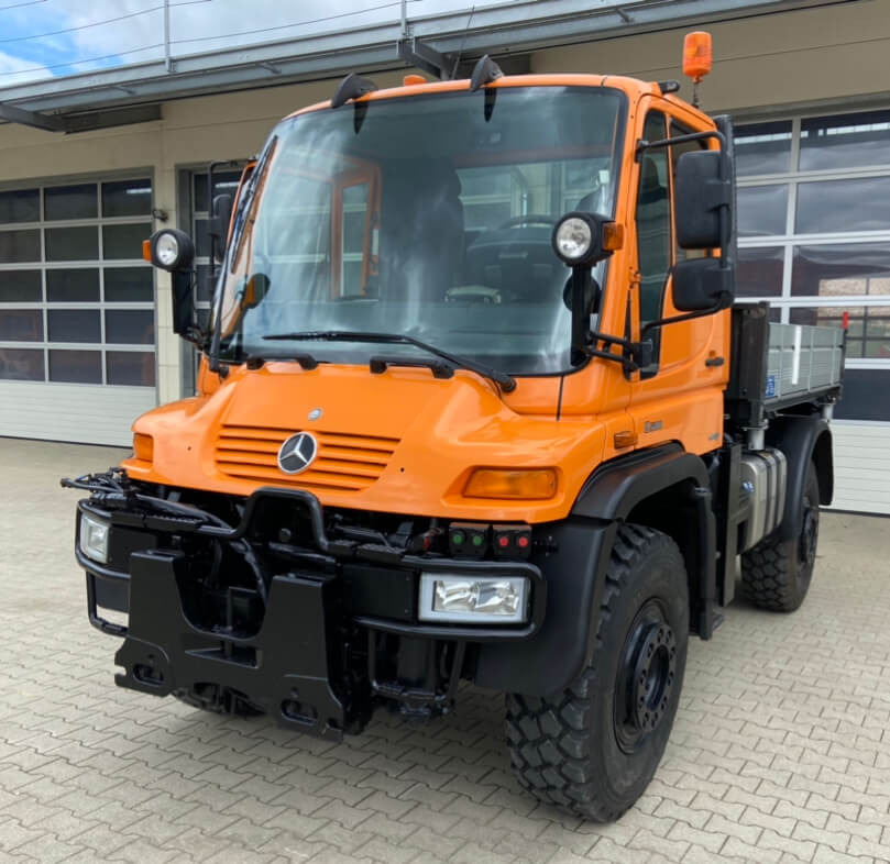Unimog 500 - U500 405 33387 Mercedes Benz 405 - آلية المنفعة/ مركبة خاصة: صورة 1 Unimog 500 - U500 405 33387 Mercedes Benz 405 - آلية المنفعة/ مركبة خاصة: صورة 1