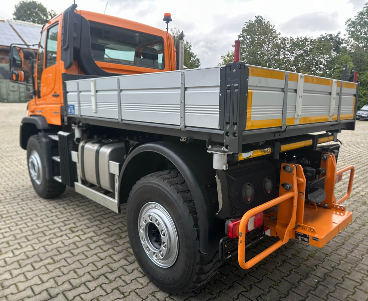 Unimog 530 - U530 405 44301 Mercedes Benz 405 - آلية المنفعة/ مركبة خاصة: صورة 3 Unimog 530 - U530 405 44301 Mercedes Benz 405 - آلية المنفعة/ مركبة خاصة: صورة 3