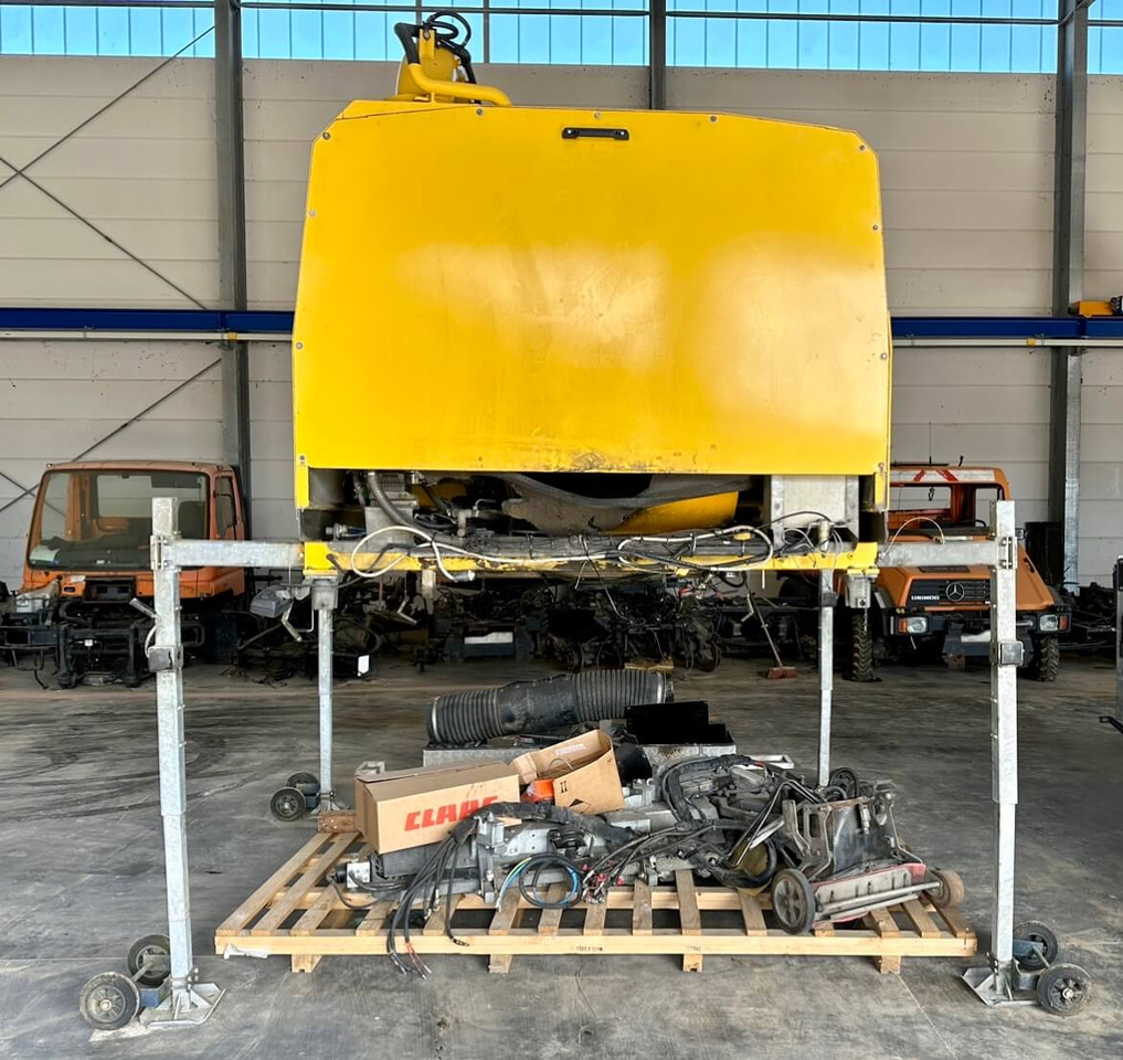 Unimog Aufbaukehrmaschine Trilety SK-370 - سياره كنس شوارع: صورة 2 Unimog Aufbaukehrmaschine Trilety SK-370 - سياره كنس شوارع: صورة 2