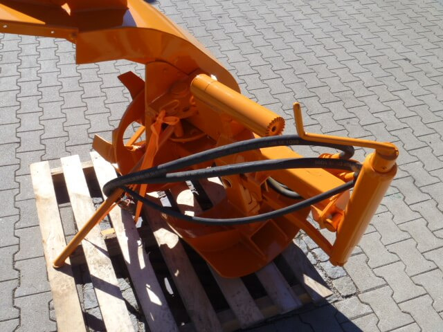 Unimog Grabenfräse Dücker GF 600R - ملحق - آلات البناء: صورة 5 Unimog Grabenfräse Dücker GF 600R - ملحق - آلات البناء: صورة 5