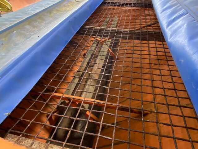 Unimog Salzstreuer Schmidt SAB40-36FR1750 - مفرشة الرمل/ الملح: صورة 5 Unimog Salzstreuer Schmidt SAB40-36FR1750 - مفرشة الرمل/ الملح: صورة 5