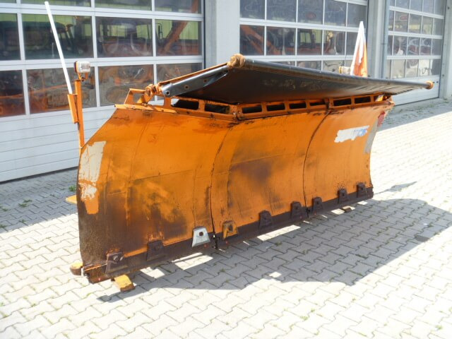 Unimog Schneepflug - Schneeschild Beilhack PV28-3 - كاسحة ثلوج: صورة 1 Unimog Schneepflug - Schneeschild Beilhack PV28-3 - كاسحة ثلوج: صورة 1