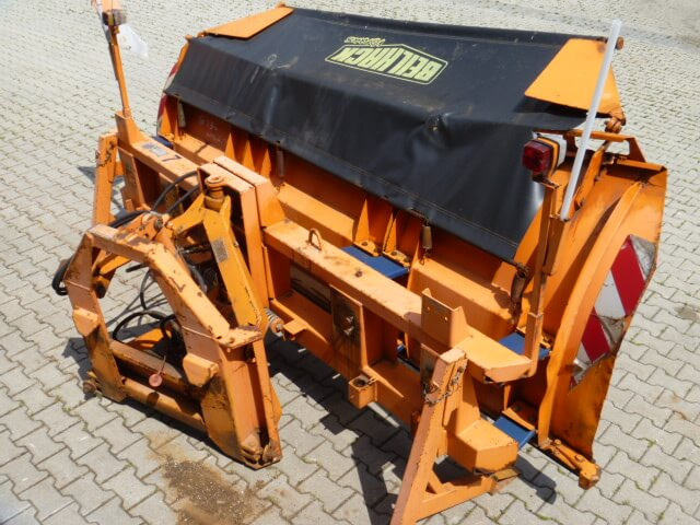 Unimog Schneepflug - Schneeschild Beilhack PV28-3 - كاسحة ثلوج: صورة 4 Unimog Schneepflug - Schneeschild Beilhack PV28-3 - كاسحة ثلوج: صورة 4