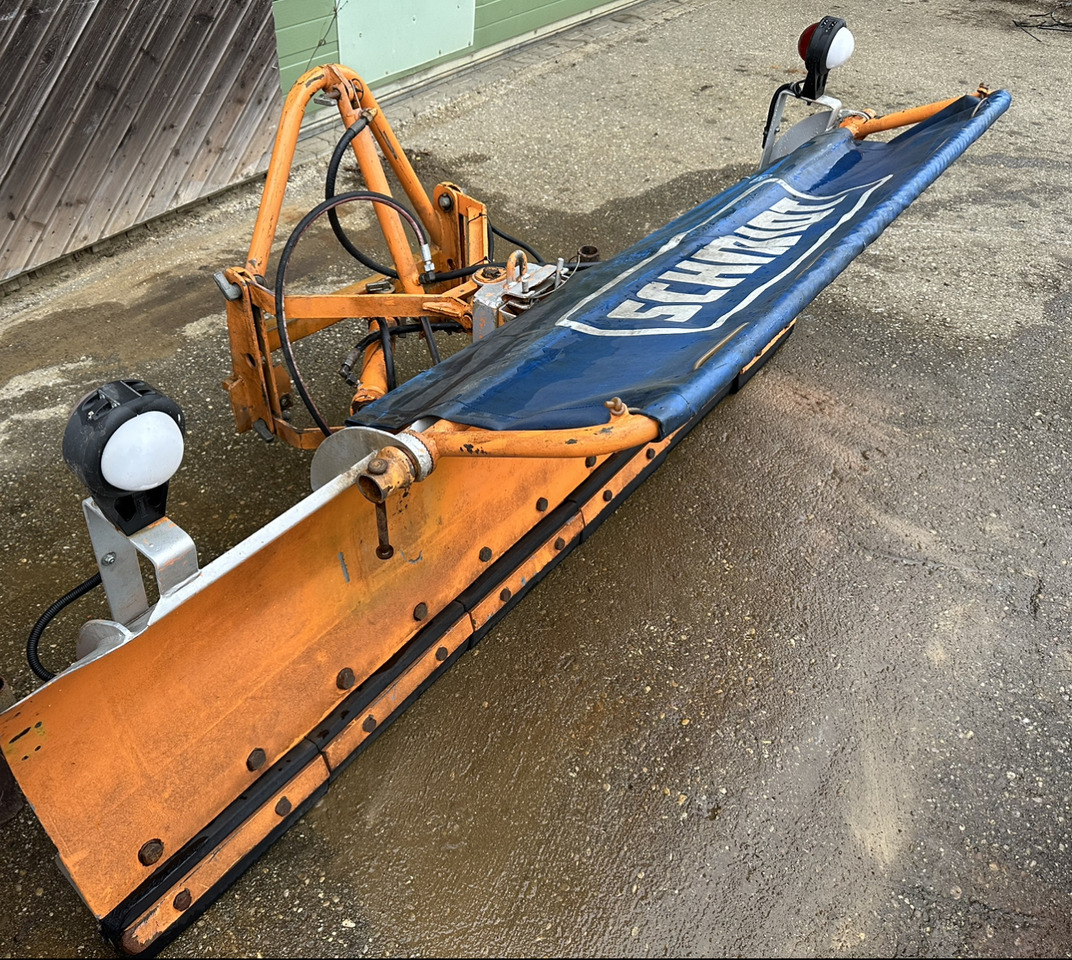 Unimog Schneepflug - Schneeschild Schmidt Micro - كاسحة ثلوج: صورة 1 Unimog Schneepflug - Schneeschild Schmidt Micro - كاسحة ثلوج: صورة 1