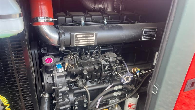 Bauer GFS-120 ATS, 120 kW/150 kVA Fabriksny generator - مجموعة المولدات: صورة 4 Bauer GFS-120 ATS, 120 kW/150 kVA Fabriksny generator - مجموعة المولدات: صورة 4