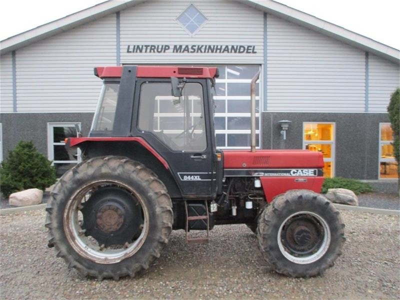 Case IH 844 XL 4wd traktor, en ejer fra ny - جرار: صورة 2 Case IH 844 XL 4wd traktor, en ejer fra ny - جرار: صورة 2