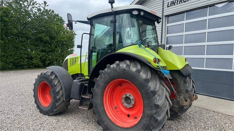 Claas Arion 630C Med frontlift - جرار: صورة 3 Claas Arion 630C Med frontlift - جرار: صورة 3