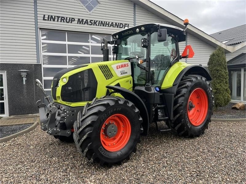 Claas Axion 830 med frontlift og front PTO - جرار: صورة 4 Claas Axion 830 med frontlift og front PTO - جرار: صورة 4