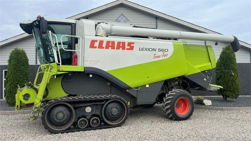 Claas LEXION 560 Med ny bælter og 4wd - حصادة موحَّدة: صورة 1 Claas LEXION 560 Med ny bælter og 4wd - حصادة موحَّدة: صورة 1