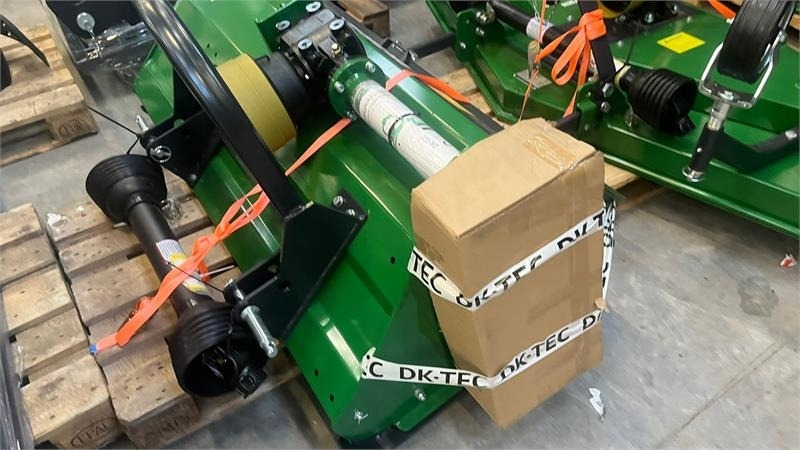 Dk-Tec EFGC155D Slagleklipper med fast tårn og oplukkelig - جزازة العشب: صورة 3 Dk-Tec EFGC155D Slagleklipper med fast tårn og oplukkelig - جزازة العشب: صورة 3