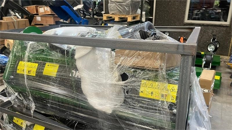 Dk-Tec EFGC155D Slagleklipper med fast tårn og oplukkelig - جزازة العشب: صورة 4 Dk-Tec EFGC155D Slagleklipper med fast tårn og oplukkelig - جزازة العشب: صورة 4