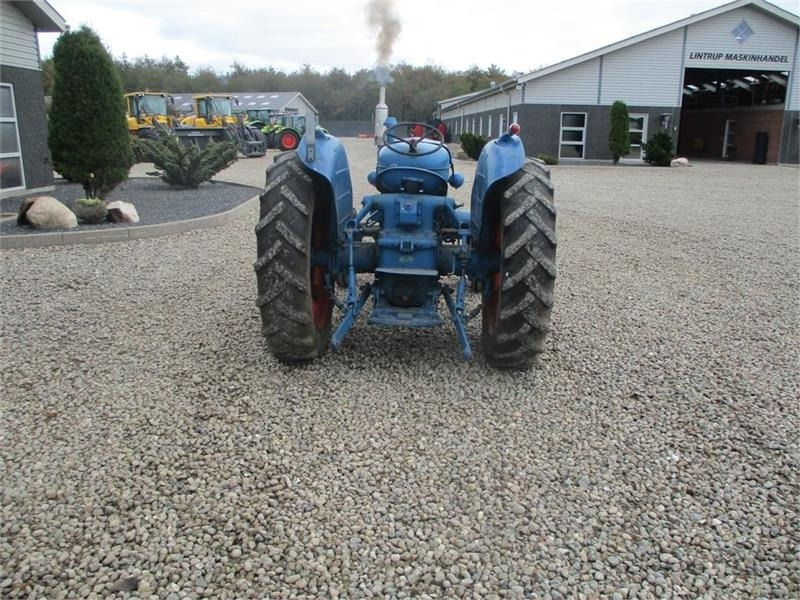 Fordson Major Diesel traktor - جرار: صورة 5 Fordson Major Diesel traktor - جرار: صورة 5