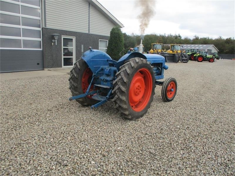 Fordson Major Diesel traktor - جرار: صورة 4 Fordson Major Diesel traktor - جرار: صورة 4