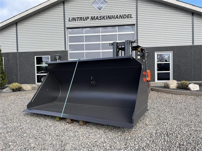 JST Skovl 3.4m3 med volvoskifte og 3m bred. NY SKOVL. - اللودر بعجل: صورة 1 JST Skovl 3.4m3 med volvoskifte og 3m bred. NY SKOVL. - اللودر بعجل: صورة 1