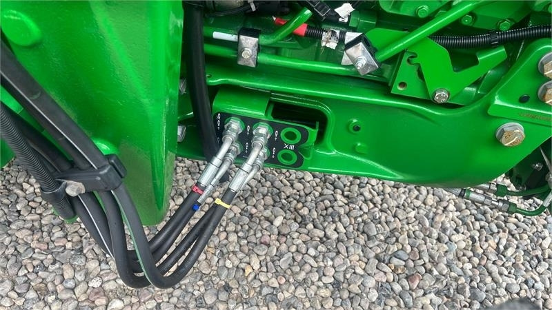 John Deere 5090 M Med græsdæk - جرار: صورة 5 John Deere 5090 M Med græsdæk - جرار: صورة 5