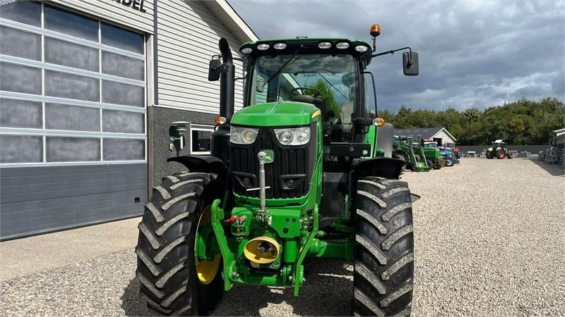 جرار John Deere 6175R Med frontlift og frontPTO samt luft anlæg: صورة 10