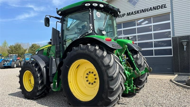John Deere 7230R Med frontlift. Stor stærk traktor til små pe - جرار: صورة 3 John Deere 7230R Med frontlift. Stor stærk traktor til små pe - جرار: صورة 3