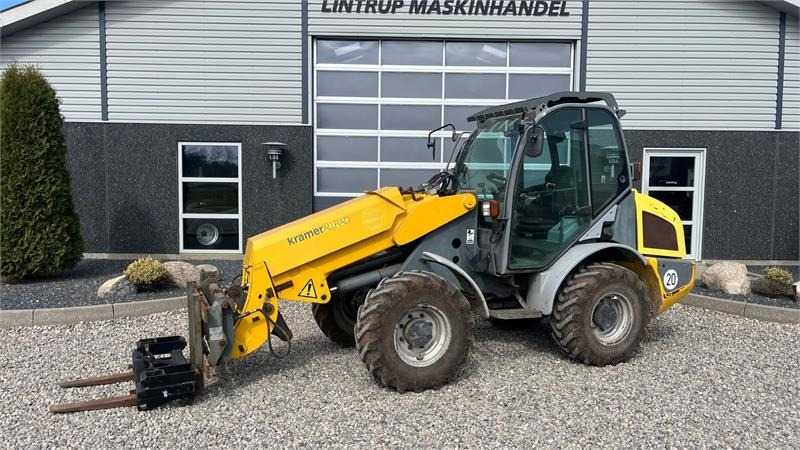 Kramer 750T Allrad med pallegafler og adabter. Med telesk - رافعة تلسكوبية: صورة 1 Kramer 750T Allrad med pallegafler og adabter. Med telesk - رافعة تلسكوبية: صورة 1