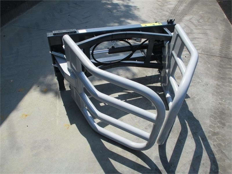 Limas Balletang Balletang med EURO beslag på. - المشبك: صورة 3 Limas Balletang Balletang med EURO beslag på. - المشبك: صورة 3