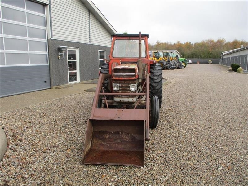 Massey Ferguson 165 Med Trucktårn og Frontlæsser - جرار: صورة 4 Massey Ferguson 165 Med Trucktårn og Frontlæsser - جرار: صورة 4