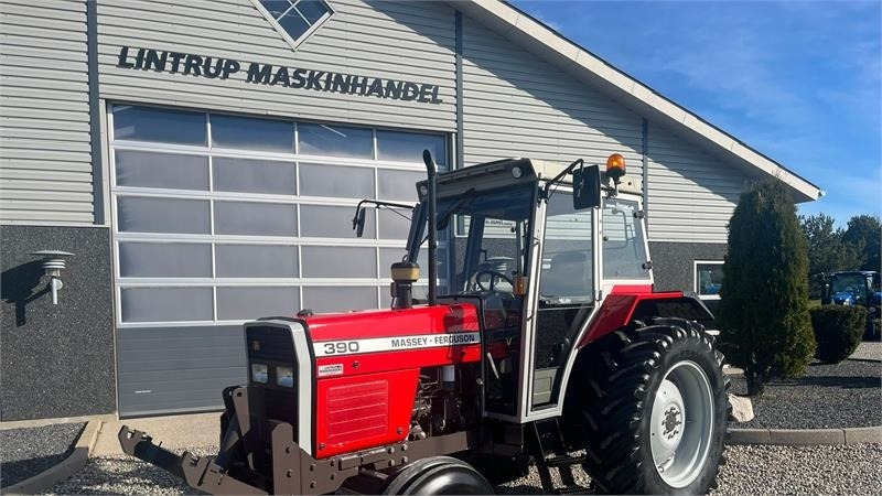 Massey Ferguson 390 HiLine med frontlift - جرار: صورة 2 Massey Ferguson 390 HiLine med frontlift - جرار: صورة 2