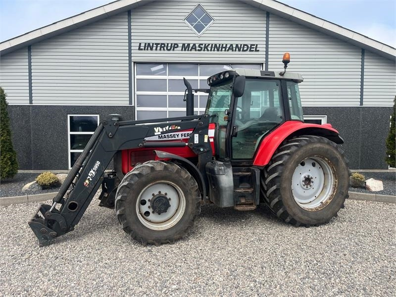 Massey Ferguson 6480 Dyna 4 Med frontlift og frontlæsser - جرار: صورة 1 Massey Ferguson 6480 Dyna 4 Med frontlift og frontlæsser - جرار: صورة 1