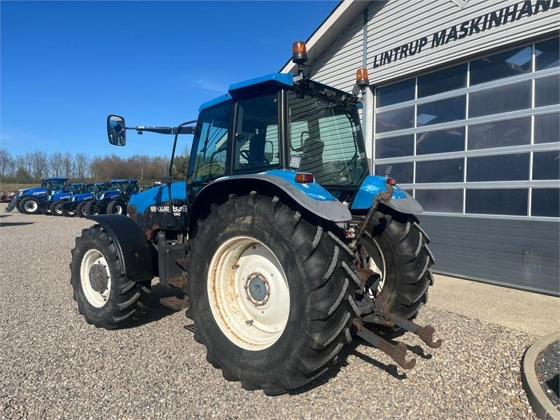 New Holland 8360 Rangecommand - جرار: صورة 3 New Holland 8360 Rangecommand - جرار: صورة 3