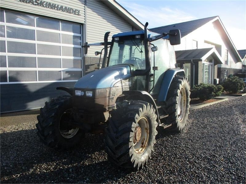 New Holland TS115 SLE - جرار: صورة 5 New Holland TS115 SLE - جرار: صورة 5