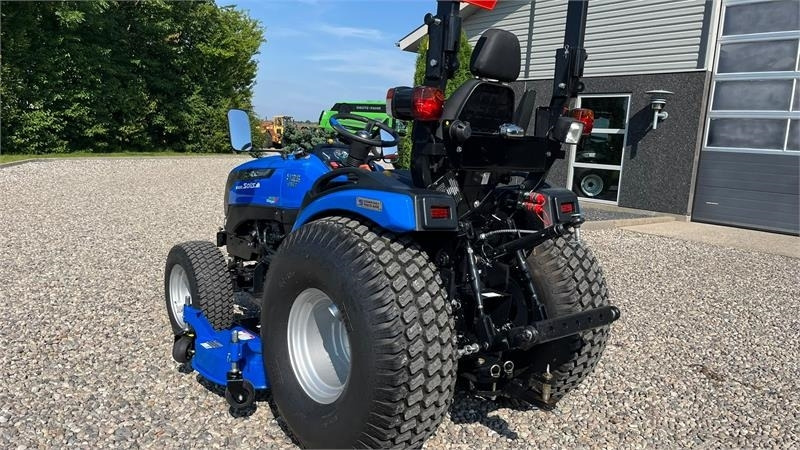 Solis 26 HST Hydrostat Turf hjul og klipperbord - جزازة العشب: صورة 5 Solis 26 HST Hydrostat Turf hjul og klipperbord - جزازة العشب: صورة 5