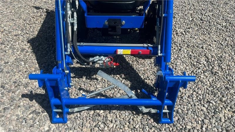 Solis H26 HST Med Frontlæsser  - جرار البلدية: صورة 4 Solis H26 HST Med Frontlæsser  - جرار البلدية: صورة 4