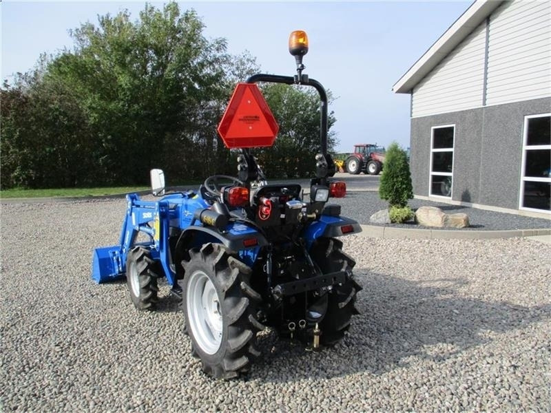 Solis S26 6+2 gearmaskine med Fuldhydraulisk frontlæsser - جرار: صورة 5 Solis S26 6+2 gearmaskine med Fuldhydraulisk frontlæsser - جرار: صورة 5