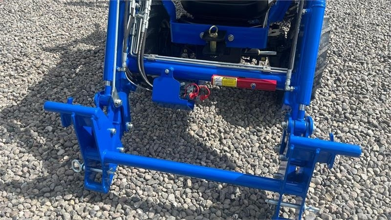 Solis S26 6+2 gearmaskine med Fuldhydraulisk frontlæsser  - جرار البلدية: صورة 4 Solis S26 6+2 gearmaskine med Fuldhydraulisk frontlæsser  - جرار البلدية: صورة 4